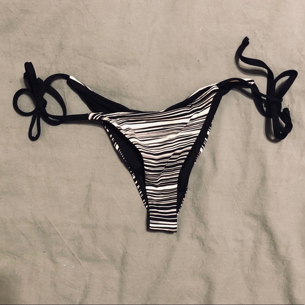 Frankie’s Bikini Bottoms